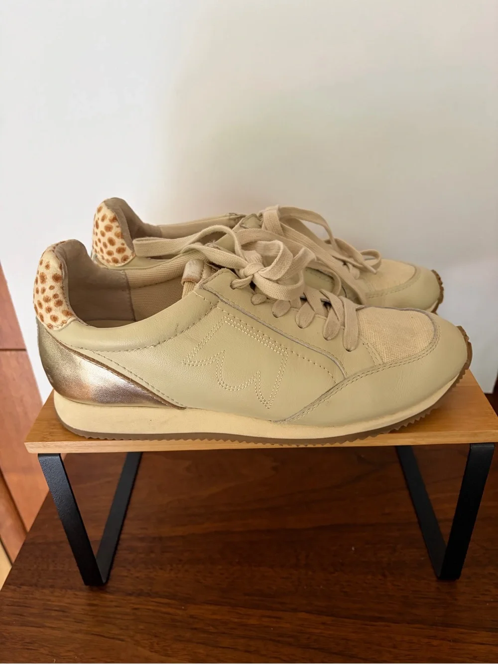 Birdies The Roadrunner Low-Top Sneakers Metallic Gold Heel & Leopard Accent